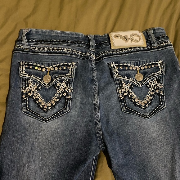 cute boot cute jeans with bedazzled on rear - Picture 6 of 6